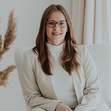 Dr. Kanyaró (Szabó) Kinga