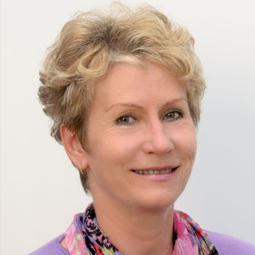 Dr. Ráduly-Zörgő Éva